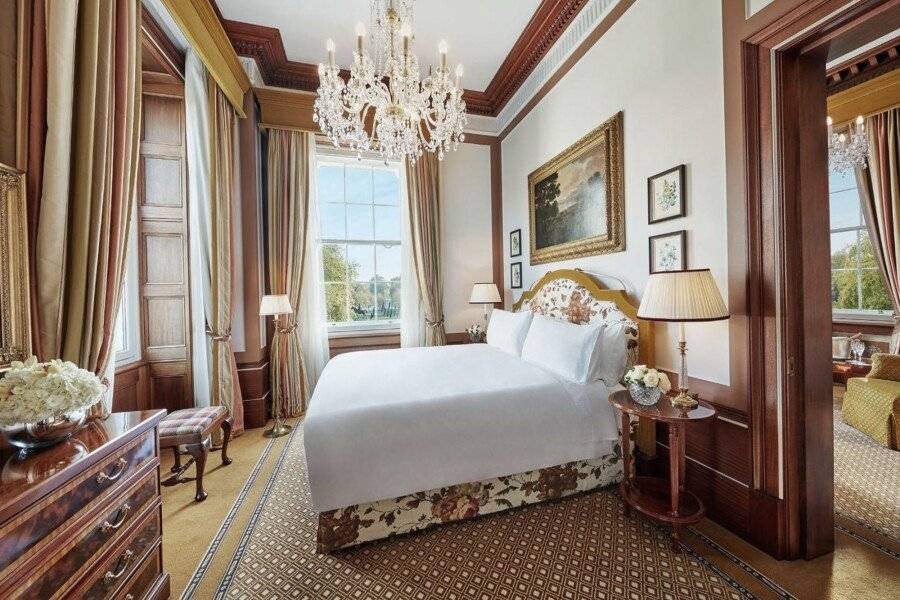 The Lanesborough, Oetker Collection hotel bedroom