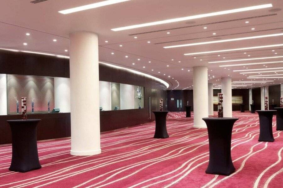 Park Plaza Westminster Bridge lobby,conference room,meeting room