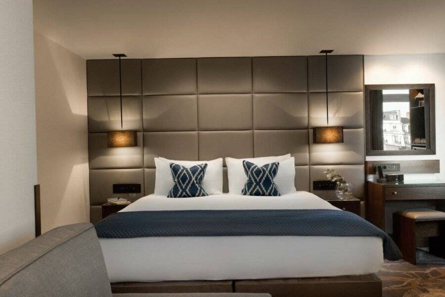 Montcalm Chilworth Townhouse, Paddington hotel bedroom