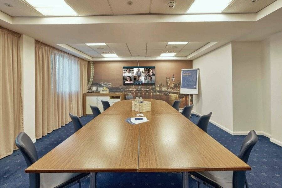 Holiday Inn Express Stratford, an IHG Hotel conference room,meeting room