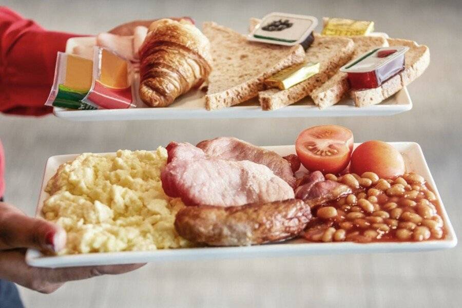 ibis Excel-Docklands breakfast