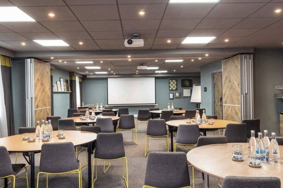 Novotel Bridge conference room,meeting room