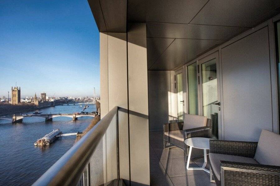 Park Plaza Riverbank balcony,ocean view