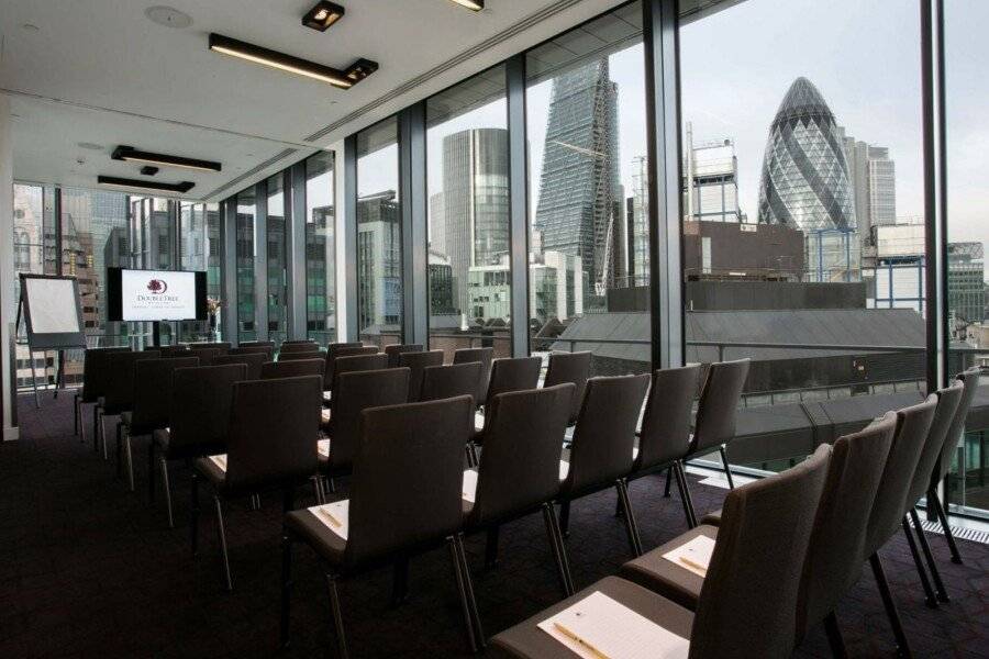 DoubleTree by Hilton Hotel - Tower of London conference room,meeting room,ocean view