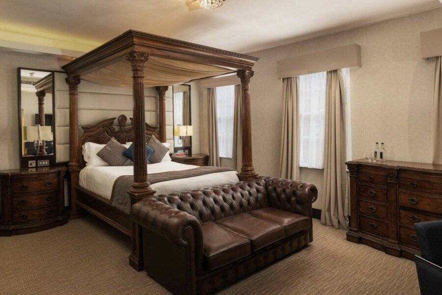 Montcalm Brewery, City hotel bedroom