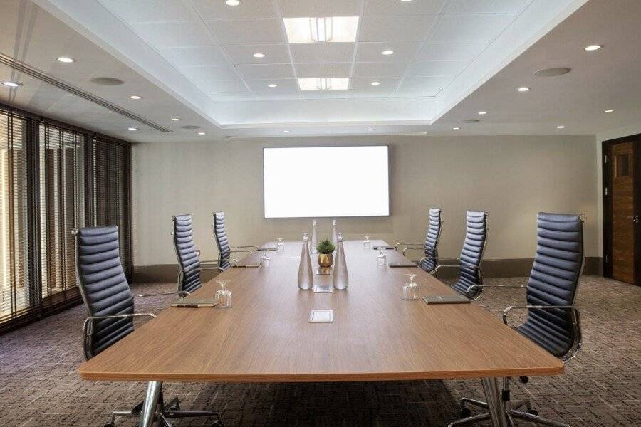 Leonardo Royal Tower Bridge conference room,meeting room