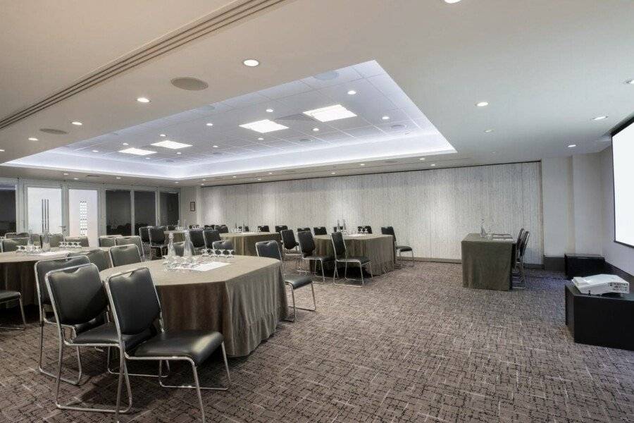 Leonardo Royal Tower Bridge conference room,meeting room