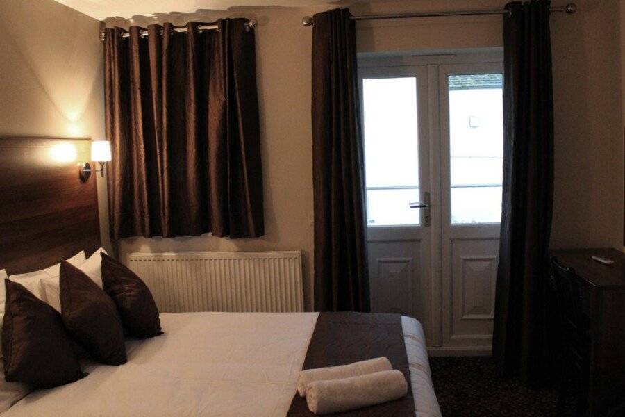 Prince Regent Hotel Excel London hotel bedroom