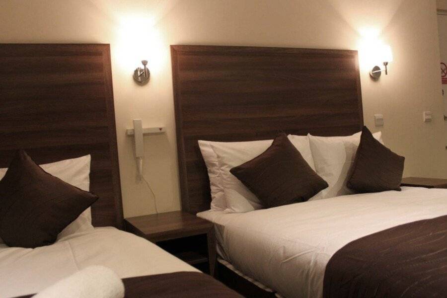 Prince Regent Hotel Excel London hotel bedroom