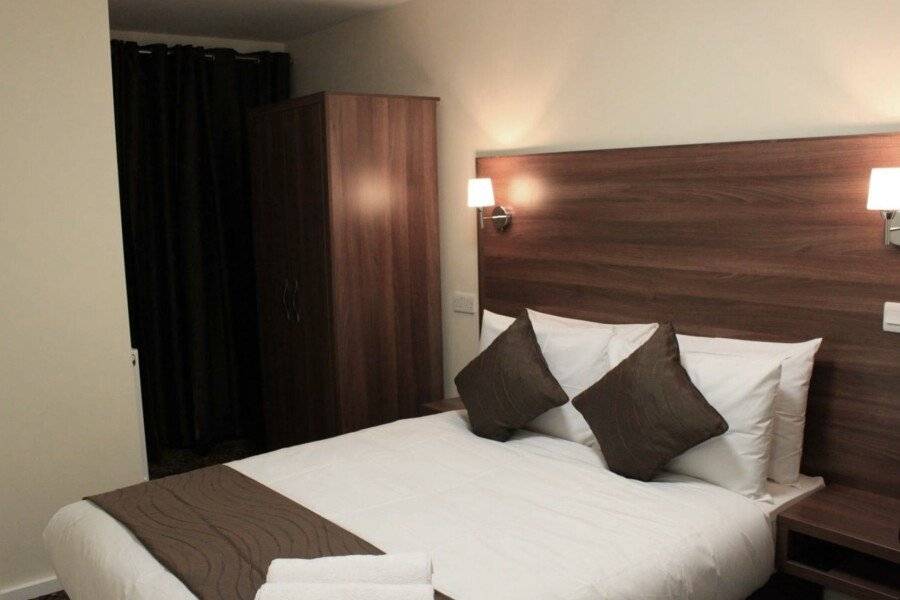 Prince Regent Hotel Excel London hotel bedroom