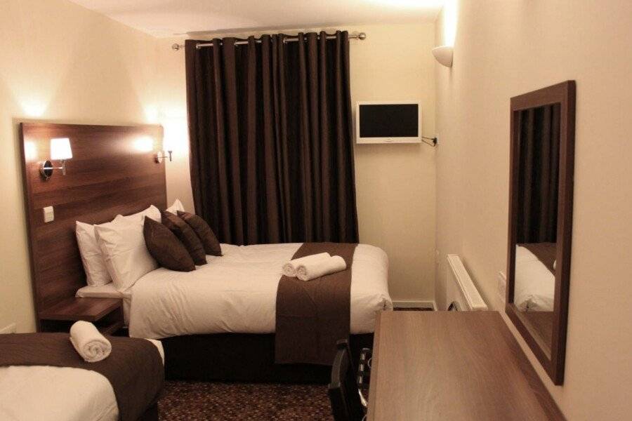 Prince Regent Hotel Excel London hotel bedroom