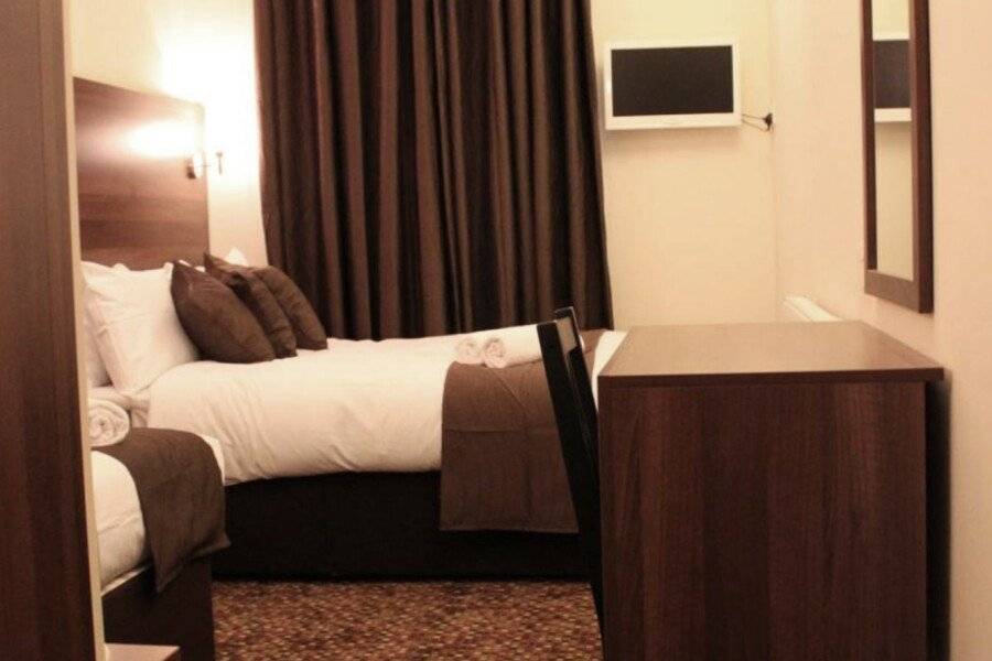 Prince Regent Hotel Excel London hotel bedroom