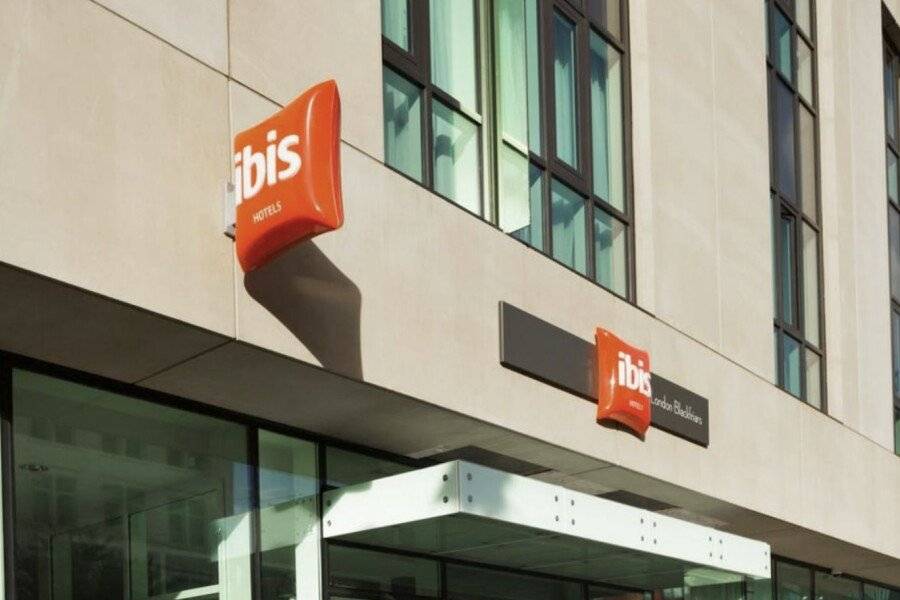 ibis London Blackfriars facade