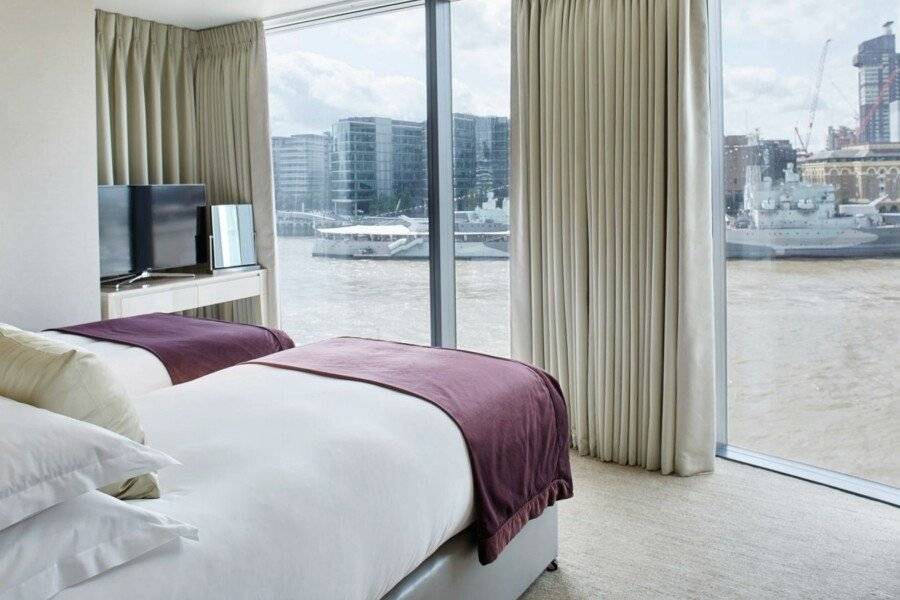 Cheval Three Quays at The Tower of London hotel bedroom,ocean view