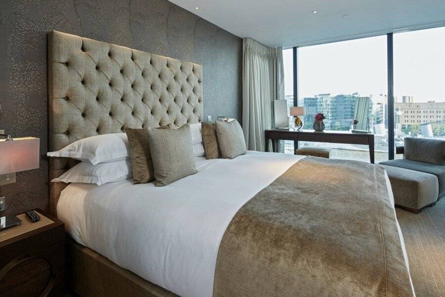 Cheval Three Quays at The Tower of London hotel bedroom