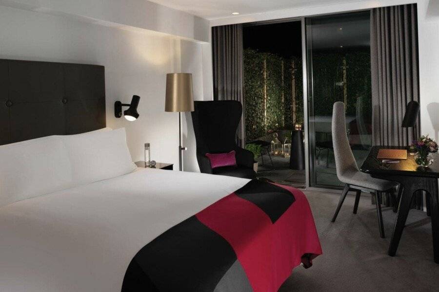 Sea Containers hotel bedroom