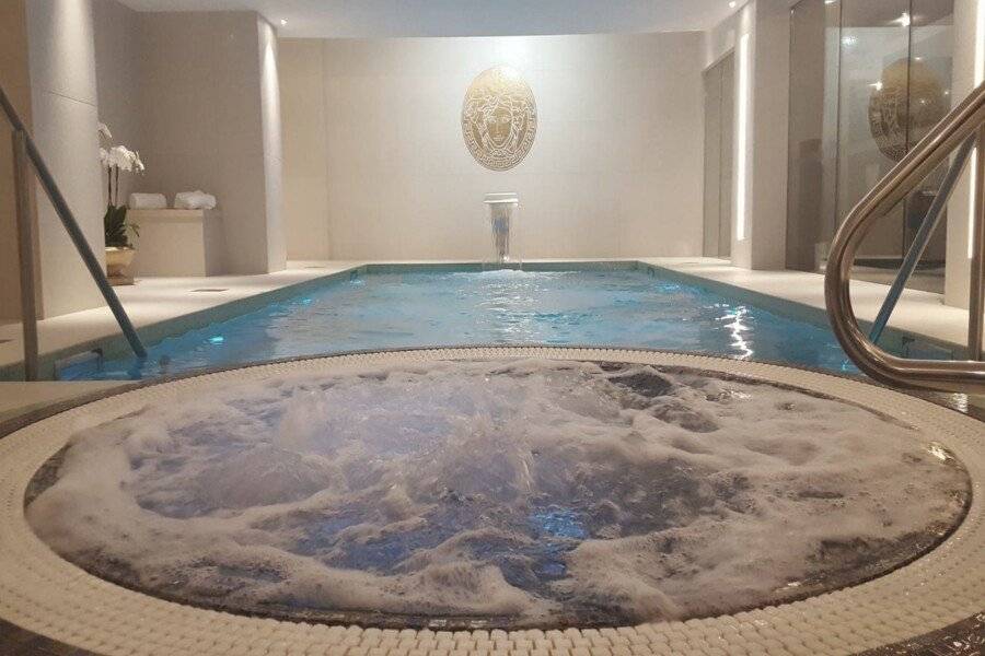 Montcalm Royal London House City spa,jacuzzi,pool