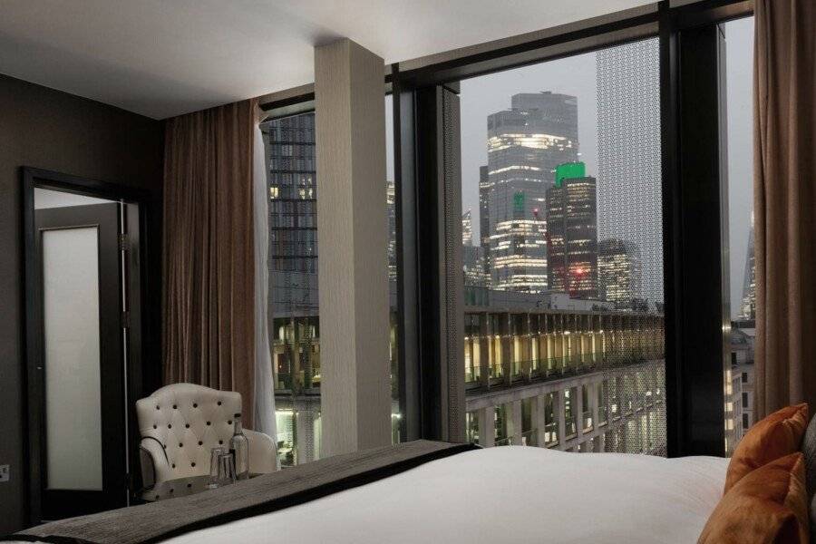 Montcalm Royal London House City hotel bedroom,ocean view