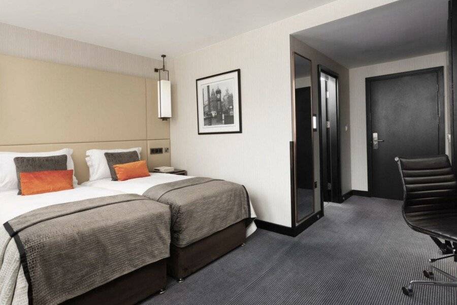 Montcalm Royal London House City hotel bedroom