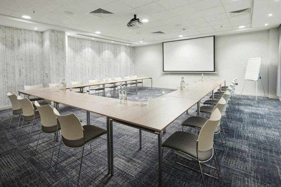 Marlin Waterloo conference room,meeting room