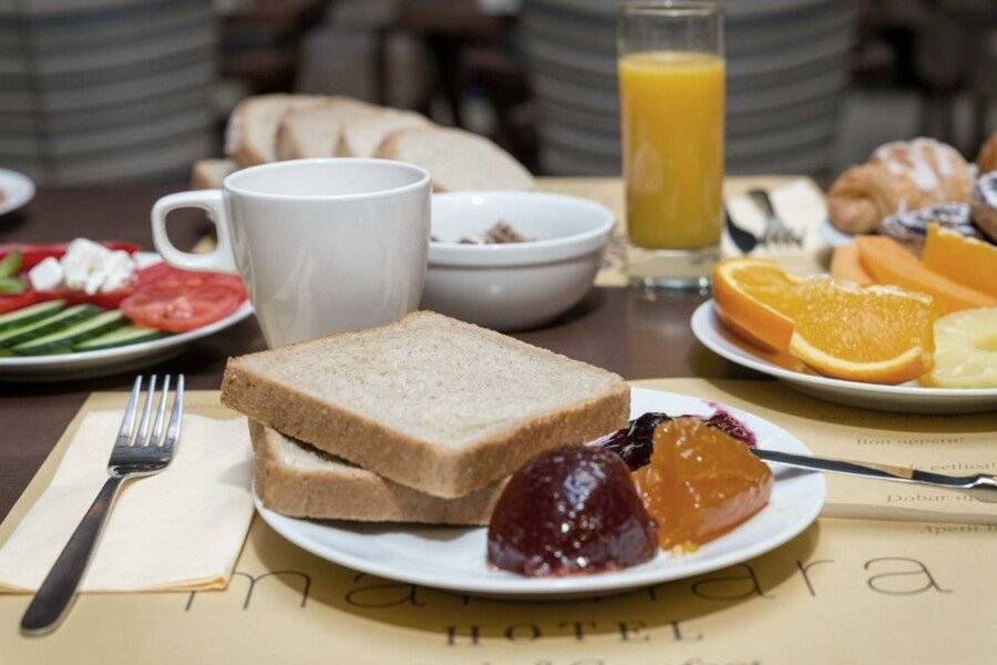 Marmara Hotel Budapest breakfast