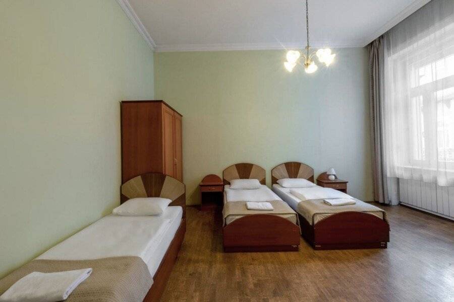 Baross City Hotel - Budapest hotel bedroom