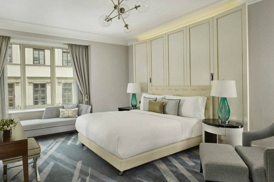 The Ritz-Carlton, Budapest hotel bedroom