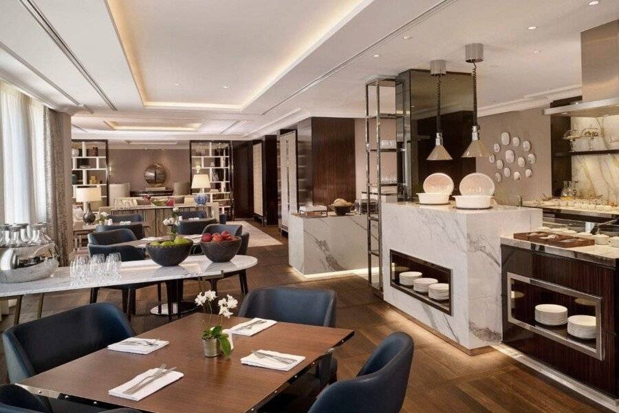 The Ritz-Carlton, Budapest restaurant