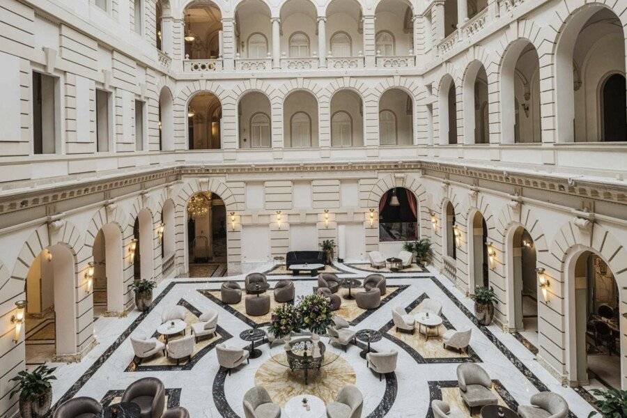 Anantara New York Palace Budapest lobby