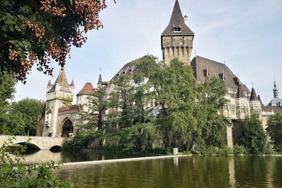 Crowne Plaza Budapest, an IHG Hotel 