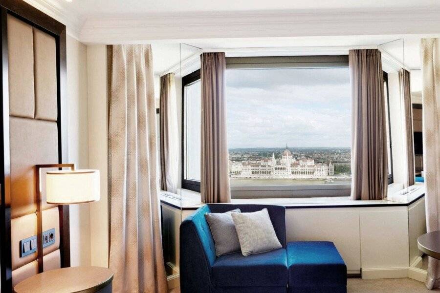 Hilton Budapest hotel bedroom,ocean view