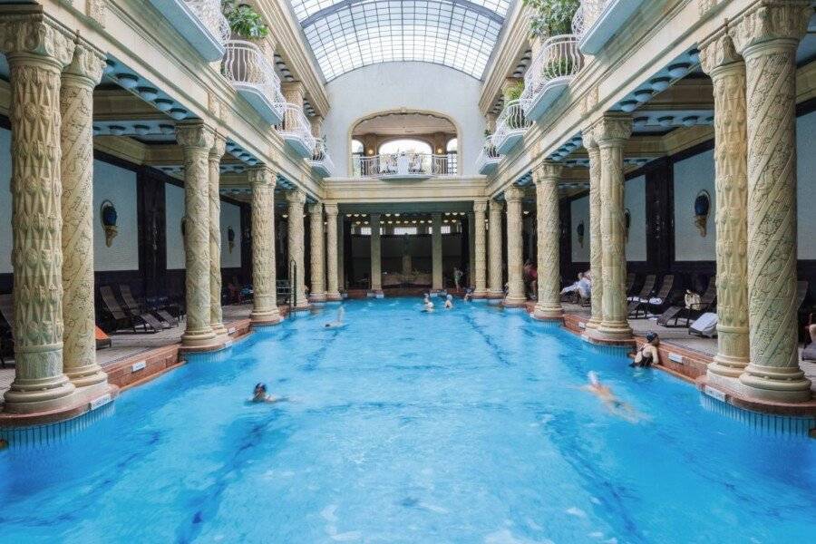 Budapest Museum Central indoor pool,spa