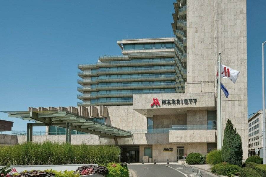 Budapest Marriott Hotel facade