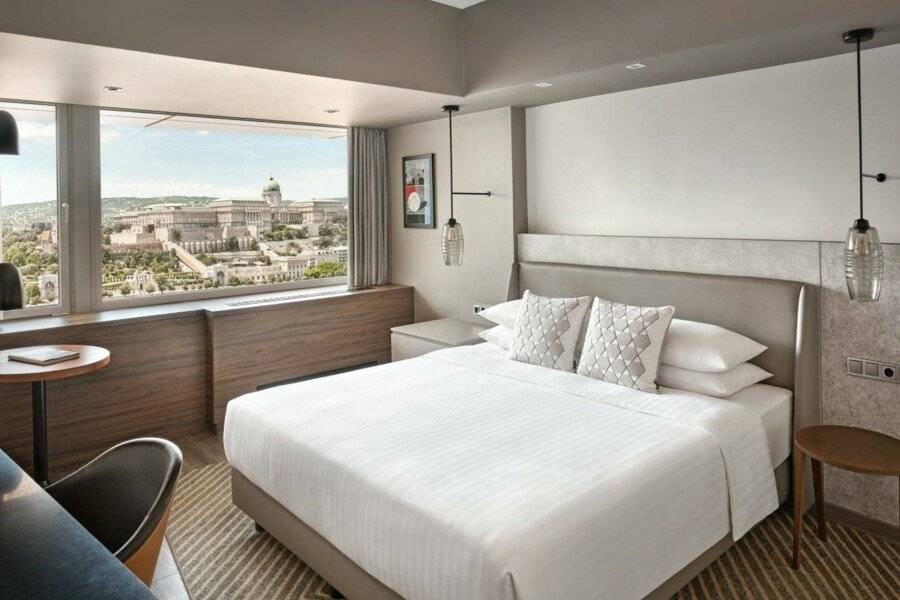 Budapest Marriott Hotel hotel bedroom,ocean view