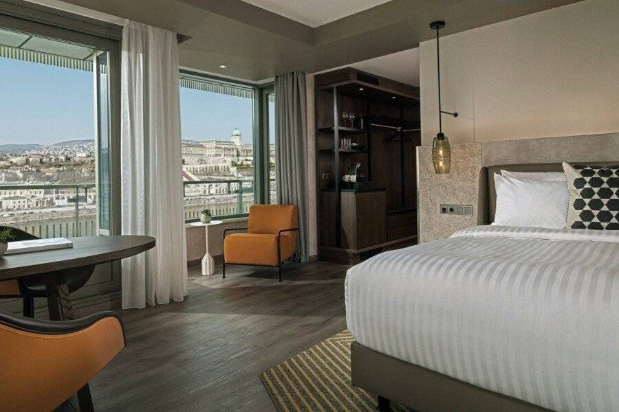 Budapest Marriott Hotel hotel bedroom,ocean view