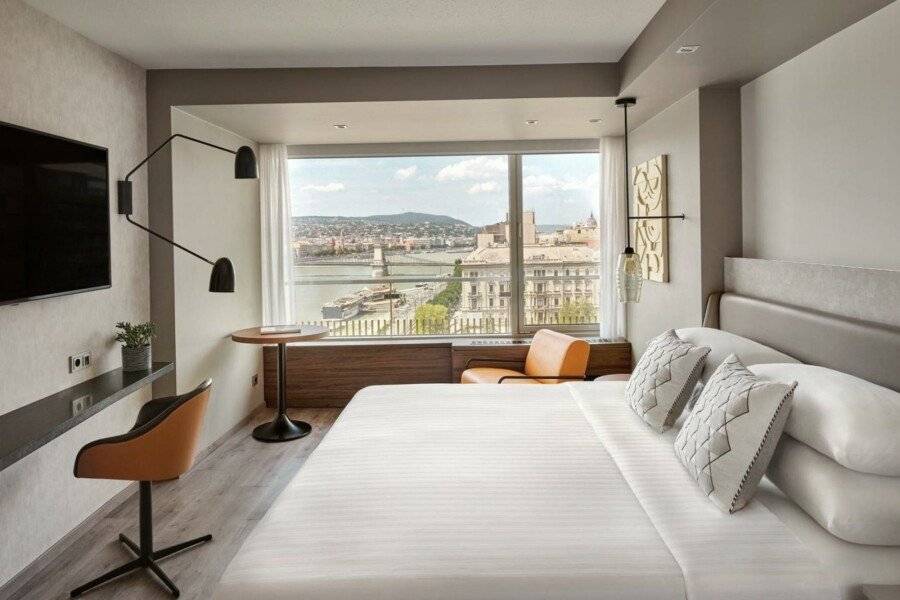 Budapest Marriott Hotel hotel bedroom,ocean view