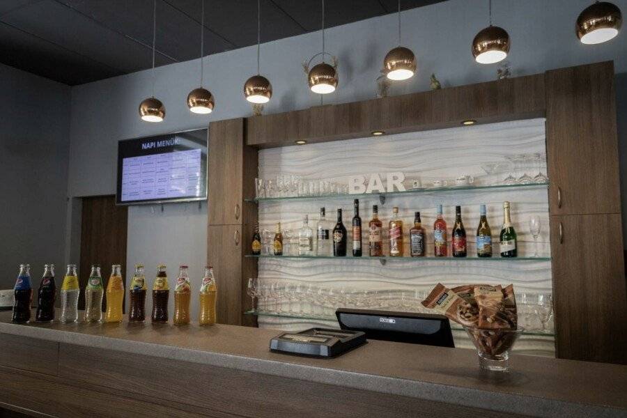 Hotel Regnum Residence bar