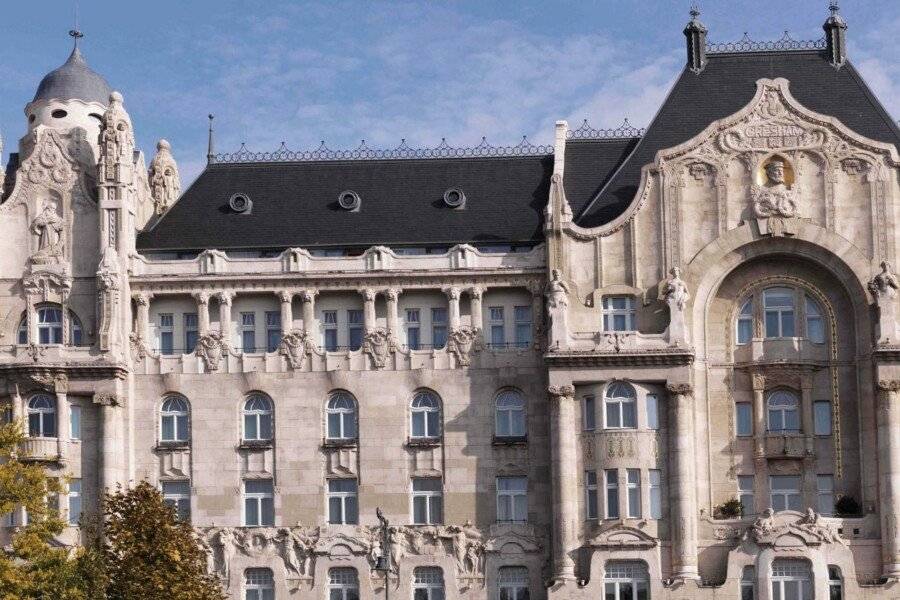 Four Seasons Hotel Gresham Palace Budapest facade