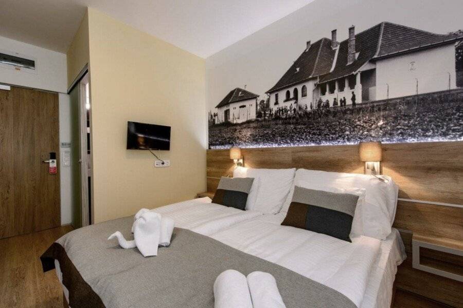 Klebelsberg Kastély hotel bedroom