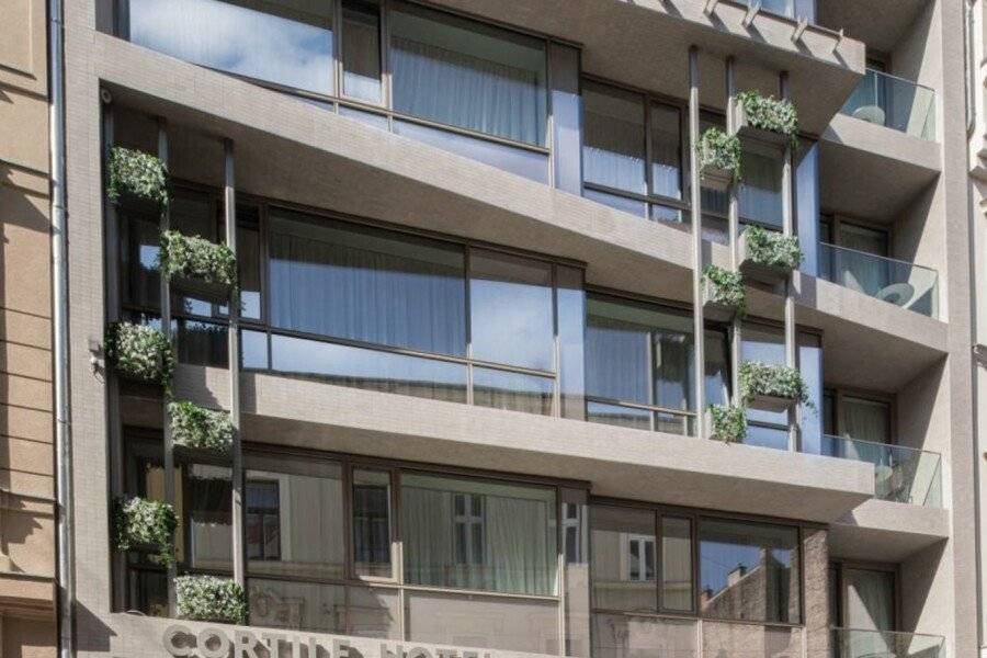 Cortile Hotel facade