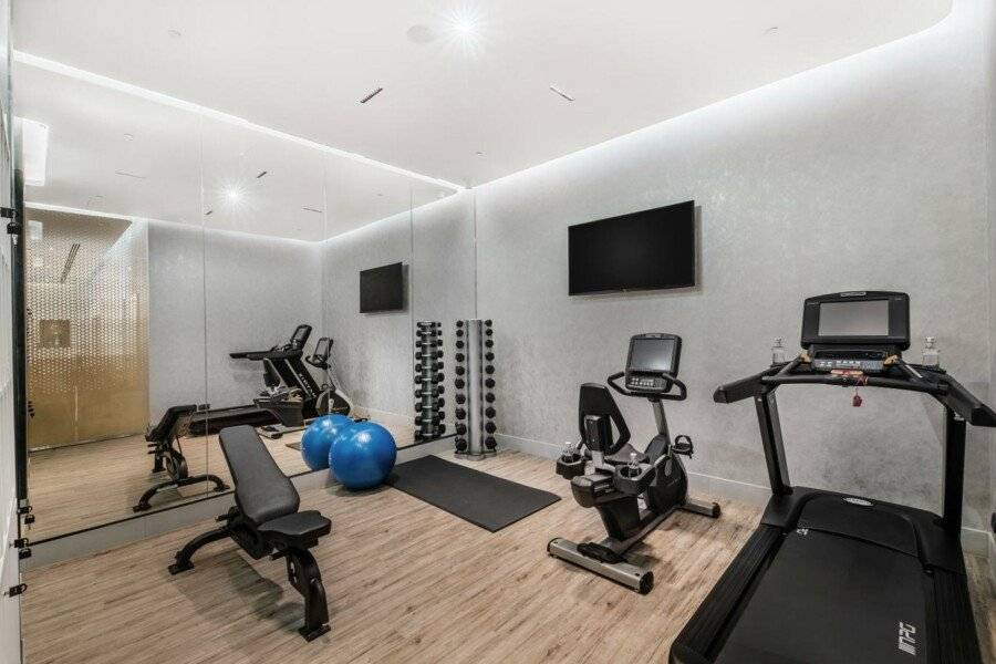 Hotel Vision by Continental Group fitness centre