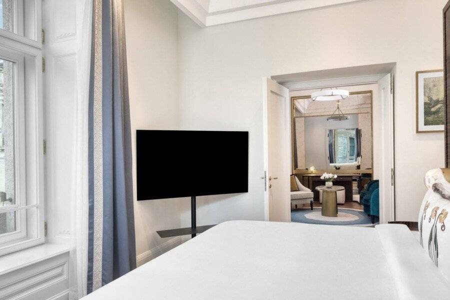 Matild Palace, a Luxury Collection Hotel hotel bedroom