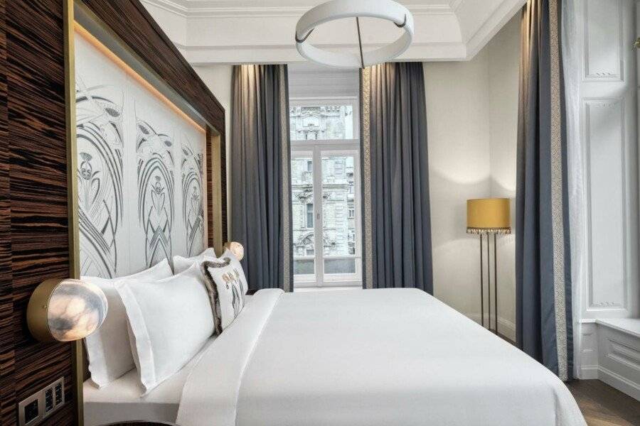 Matild Palace, a Luxury Collection Hotel hotel bedroom