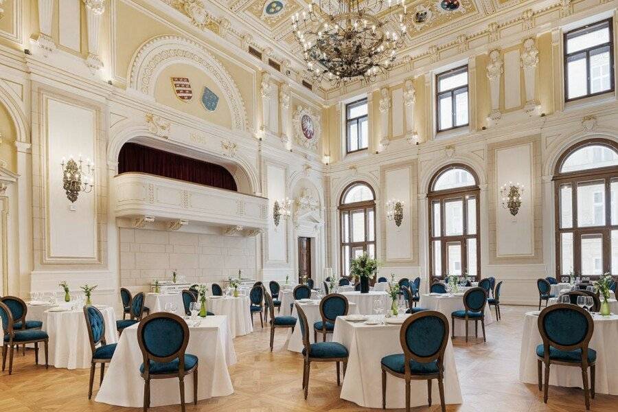 Áurea Ana Palace by Eurostars Hotel Company restaurant