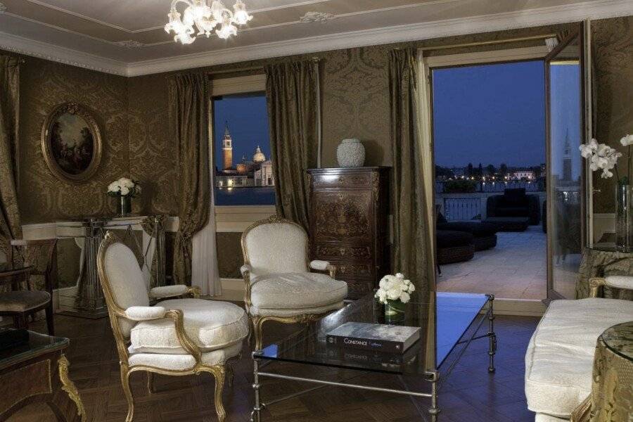 Baglioni Hotel Luna - The Leading Hotels of the World hotel bedroom,ocean view