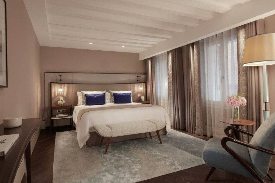 The St. Regis Venice hotel bedroom