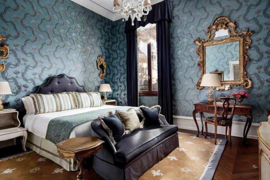 The Gritti Palace, a Luxury Collection Hotel hotel bedroom