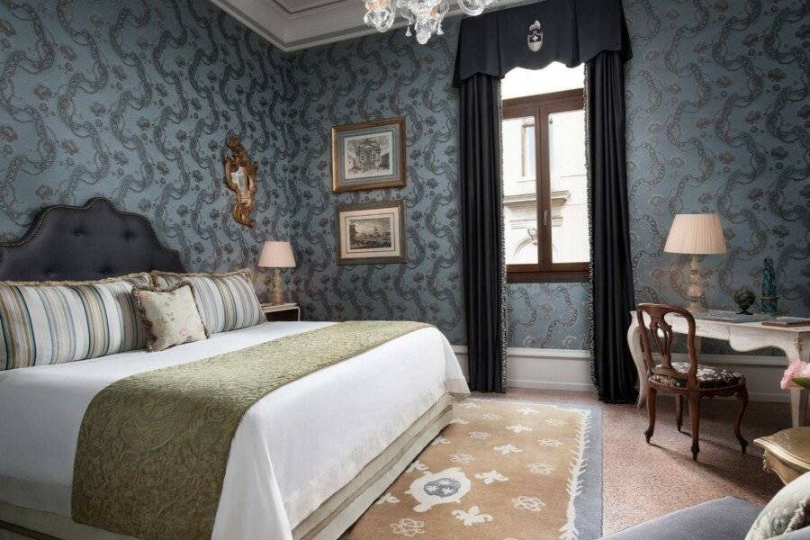 The Gritti Palace, a Luxury Collection Hotel hotel bedroom