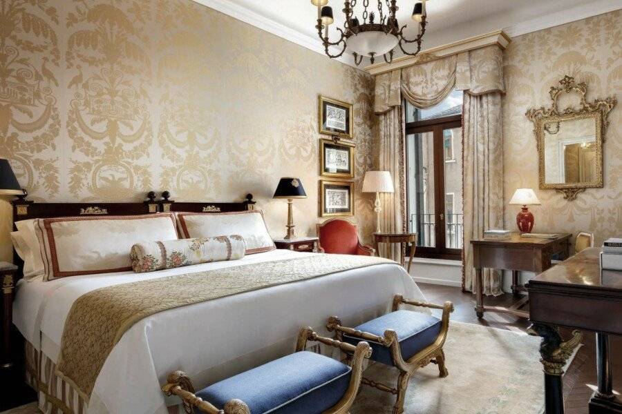 The Gritti Palace, a Luxury Collection Hotel hotel bedroom