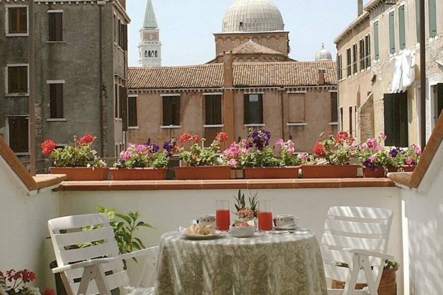 Hotel Bisanzio balcony,garden,ocean view